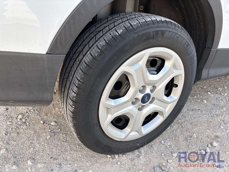 2019-ford-escape-image-26