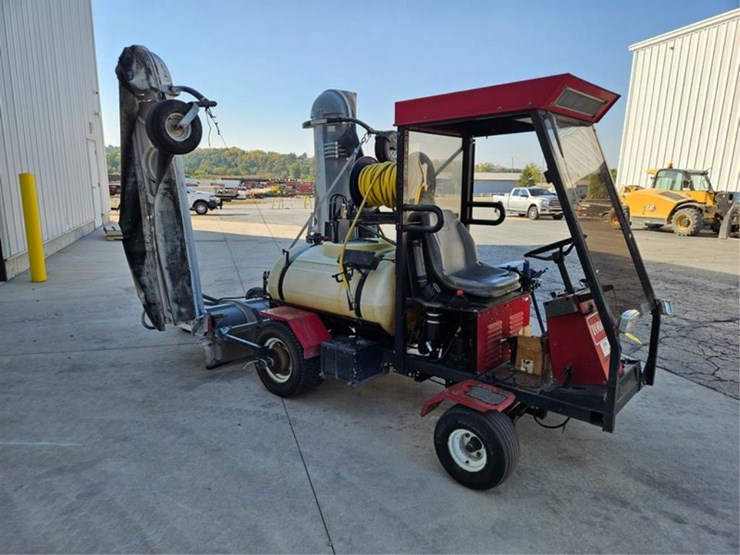 #2525-•-toro-1100-sprayer-image-7