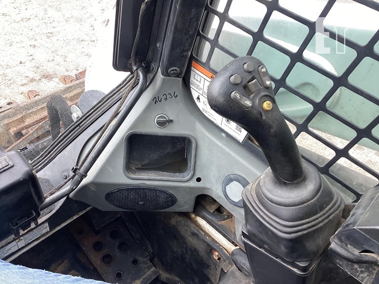 2018-bobcat-t595-image-16