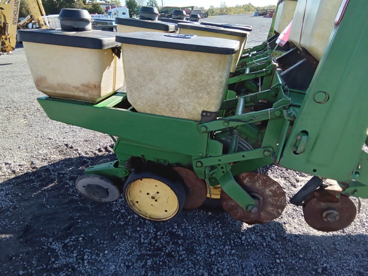 john-deere-7000-image-3