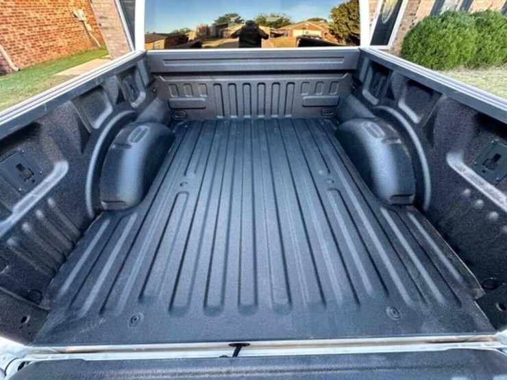 2023-ford-f150-image-34