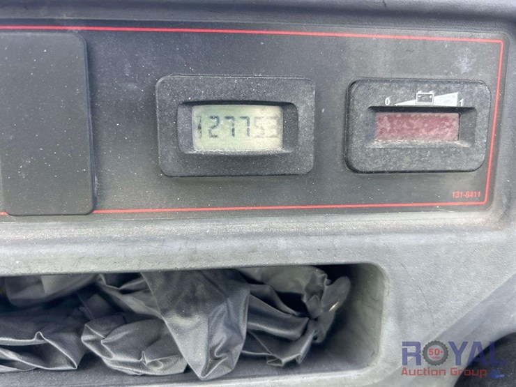 2018-toro-workman-gtx-electric-utility-cart-image-5