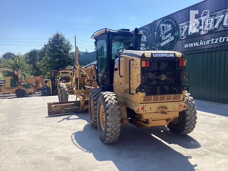 2009-caterpillar-140m-image-3