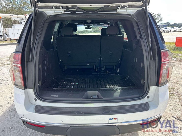 2022-chevrolet-tahoe-image-24