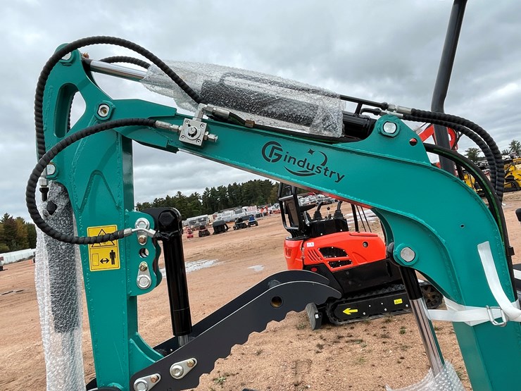 #1790-•-agt-qk16r-mini-excavator-image-16