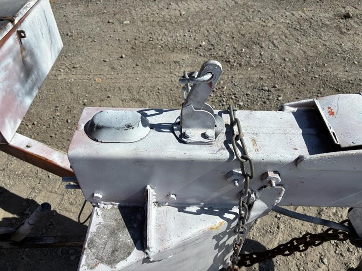 1993-tiger-trailevator-s/a-utility-trailer-image-8