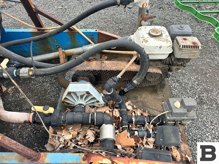 snyder-tank-sprayer-image-4