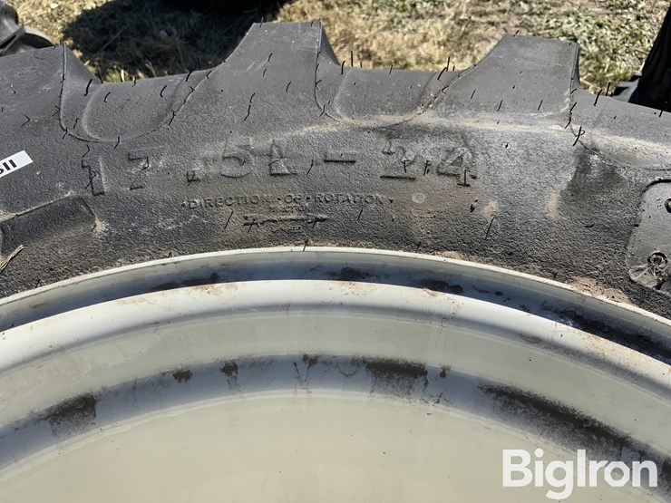 titan-17.5l-24-tires-mounted-on-rims-image-9