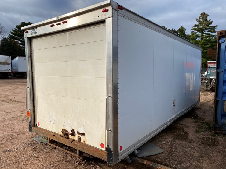 #3366-•-ohnsorg-20'-van-body-image-8