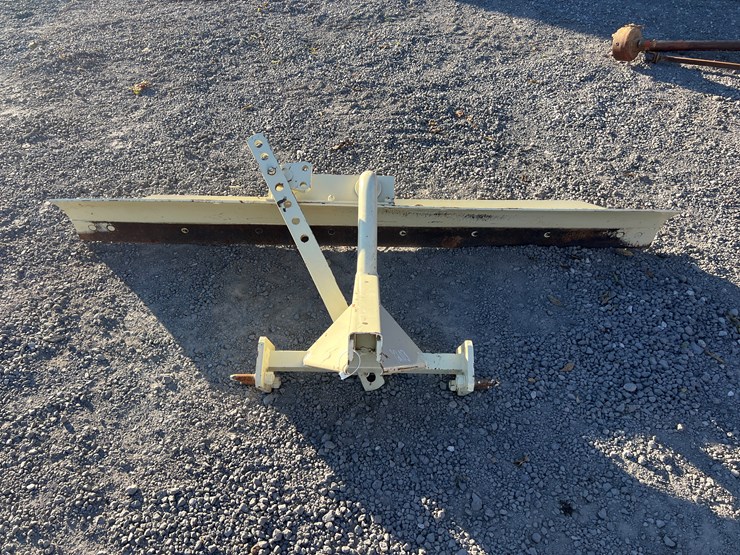 international-8-image-2