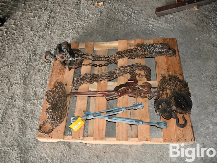 pallet-of-chains,-pulley,-binders-image-8