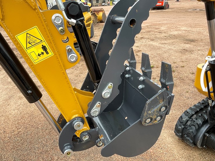 #1794-•-agt-qk18r-mini-excavator-image-15