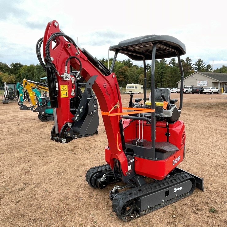 #1792 • AGT QK20R Mini Excavator