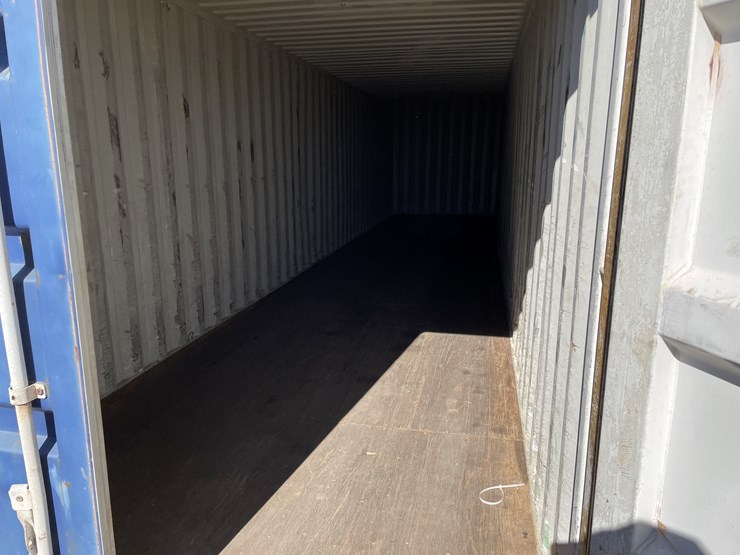 #3189-•-40'-standard-height-shipping-container-image-5