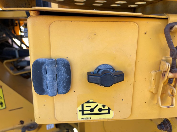 2015-volvo-l70h-image-17