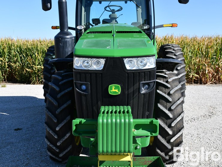 2011-john-deere-8285r-image-10