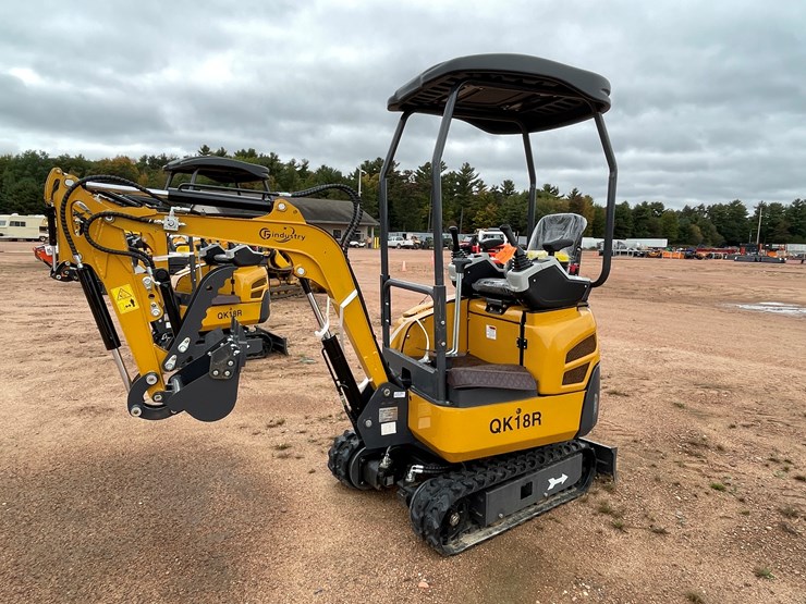 #1794-•-agt-qk18r-mini-excavator-image-9