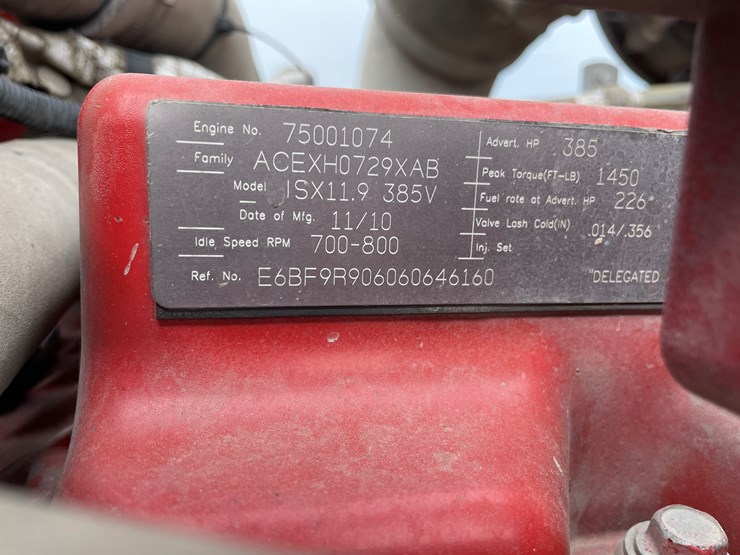 2011-peterbilt-365-image-76