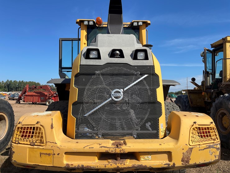 2015-volvo-l70h-image-3