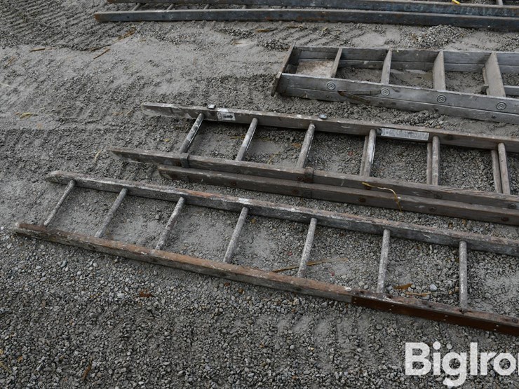 wooden-ladders-image-12