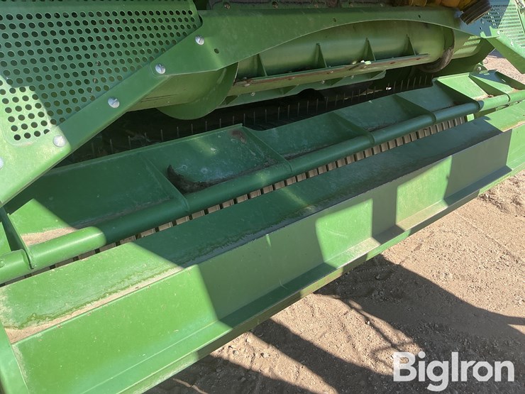 2018-krone-big-pack-4x4-big-square-baler-image-16