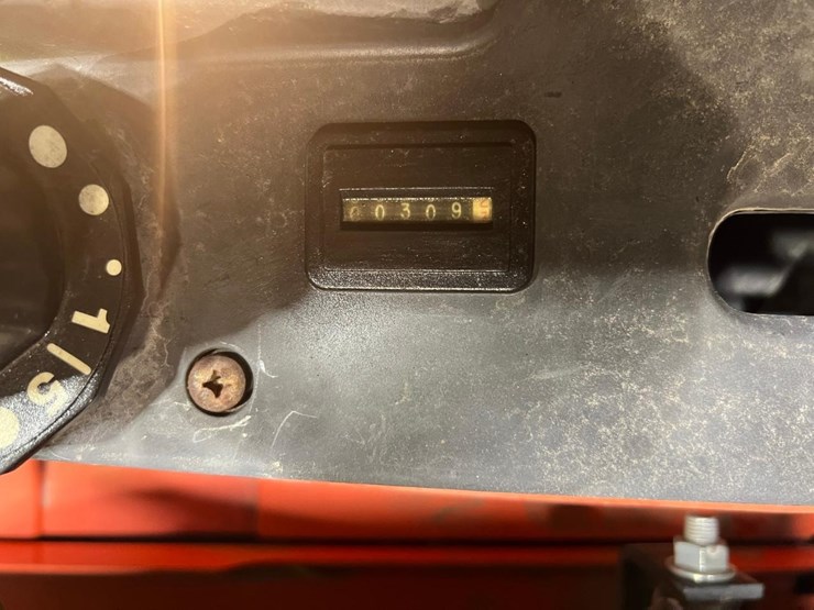 kubota-zd326p-image-15