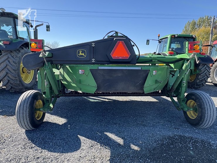 2012-john-deere-946-image-9