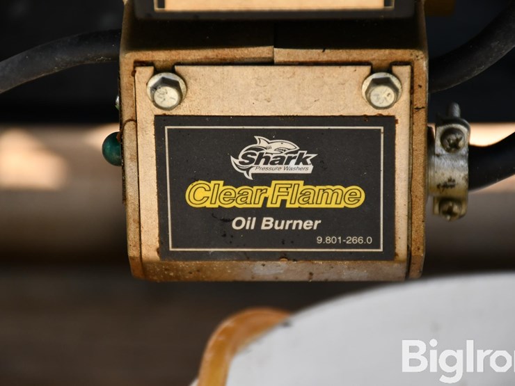 shark-1.110-056.0-portable-power-washer-image-16