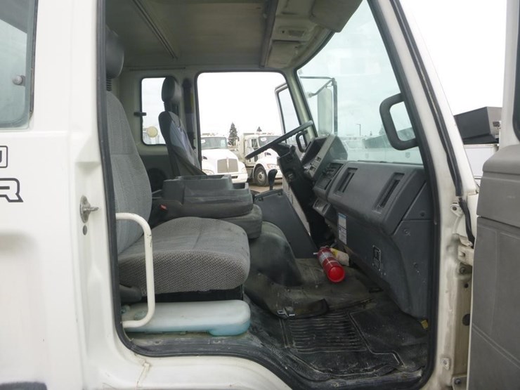 1998-isuzu-frr-image-12