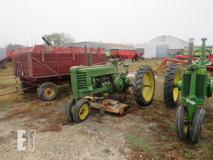 john-deere-b-image-1