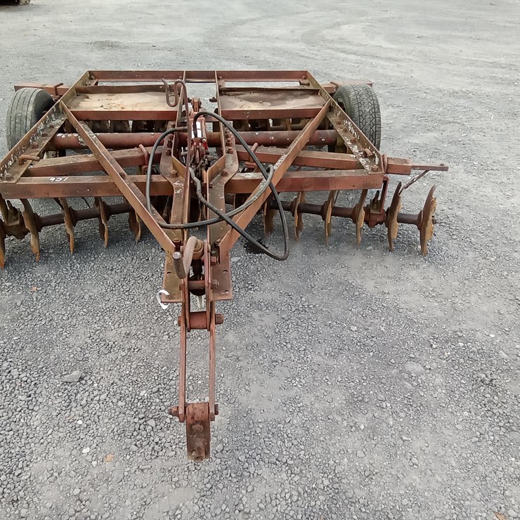 #901 • IH 9' WHEEL DISC