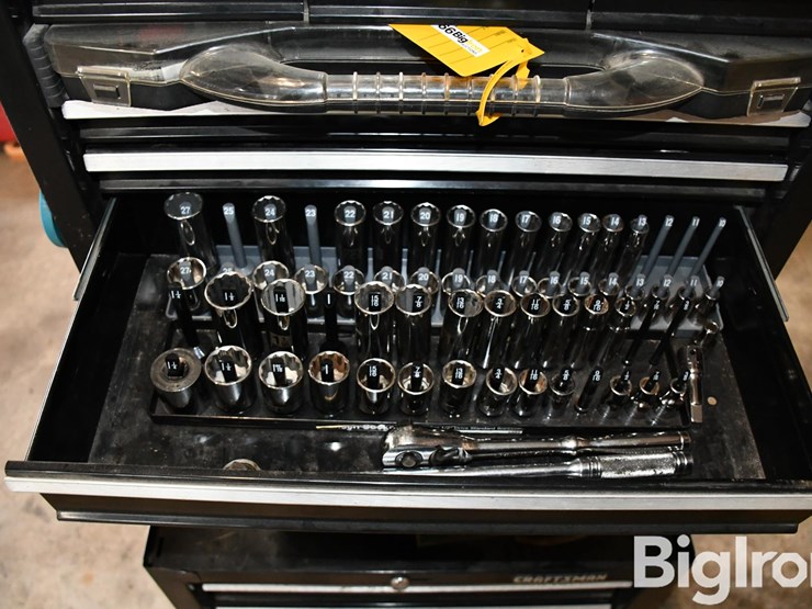 craftsman-3-tier-tool-bench-w/contents-image-14