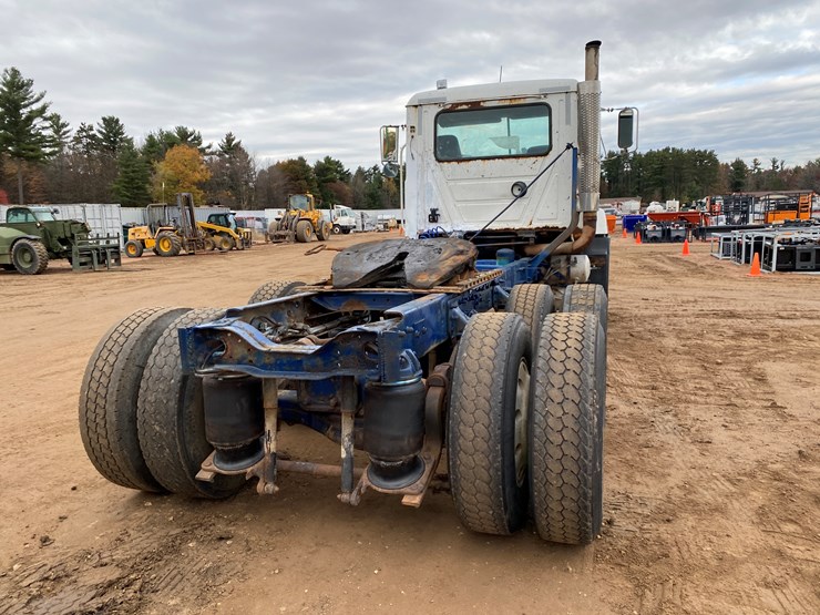 1993-mack-ch613-image-8