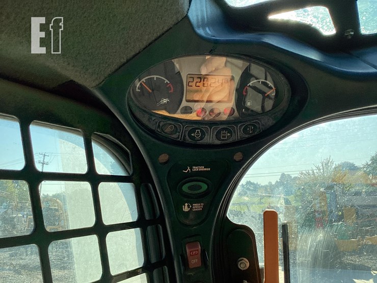 2021-bobcat-t450-image-18