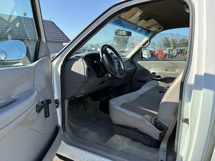 1997-ford-f150-image-17