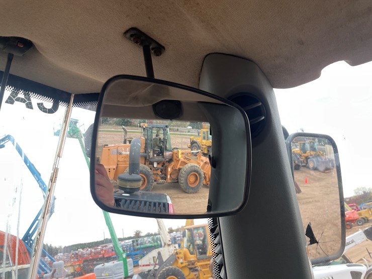 2011-case-821f-image-56