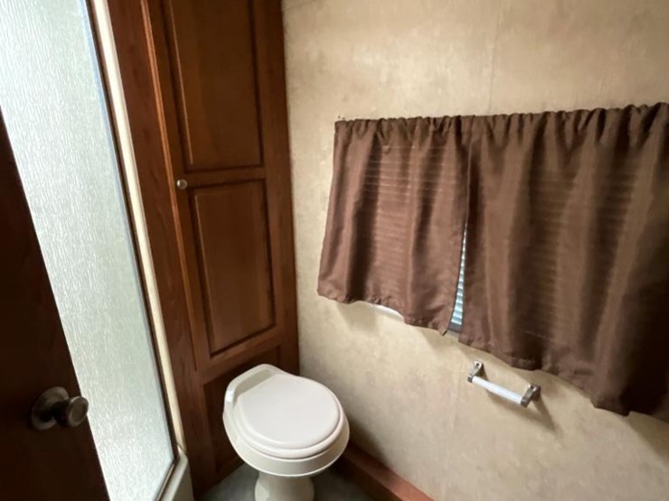 2015-forest-river-flagstaff-microlite-camper-image-24