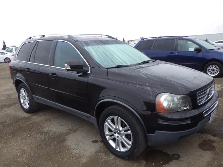 2012-volvo-xc90-image-2