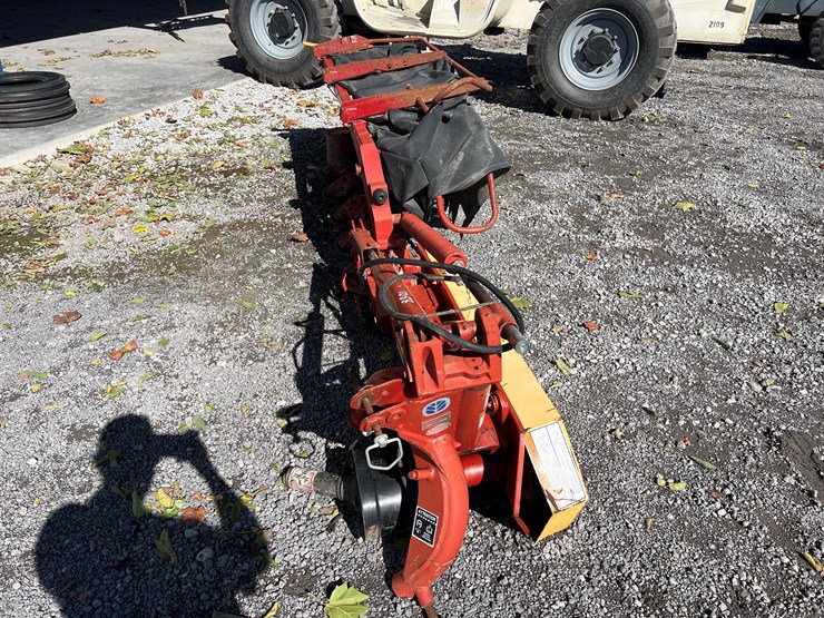 new-holland-615-image-2