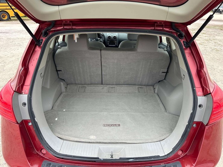 2014-nissan-rogue-image-25