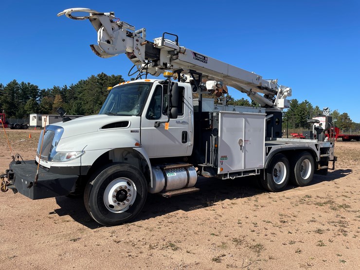 2012-international-durastar-4400-image-1