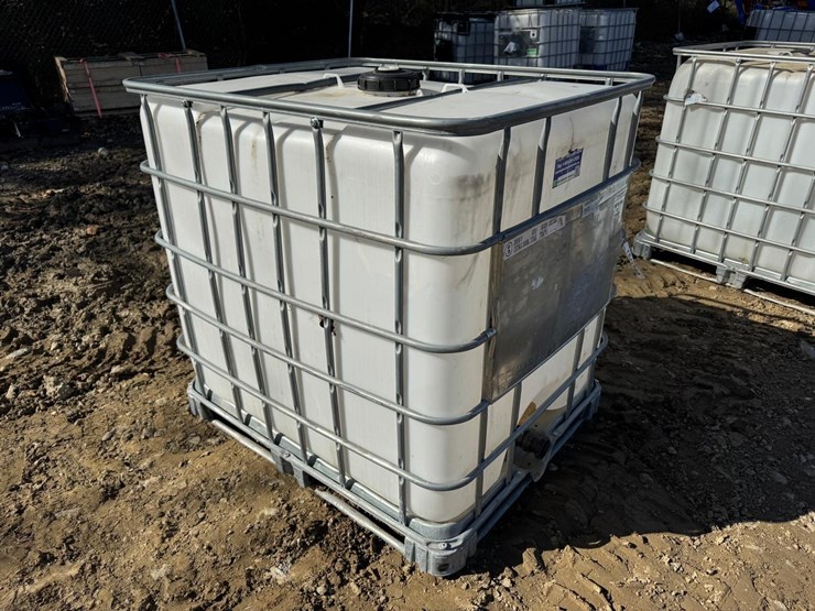 water-tank-tote-image-4