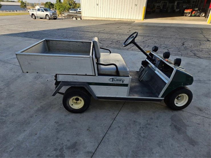 #2481-•-club-car-turf-truck-golf-cart-image-6