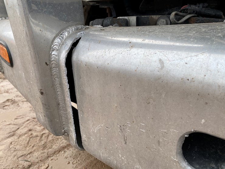 peterbilt-357-image-12