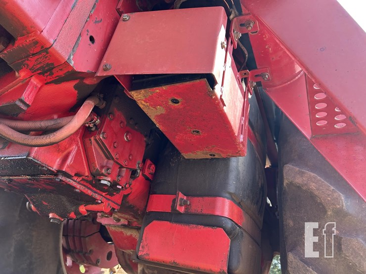 international-1586-image-37