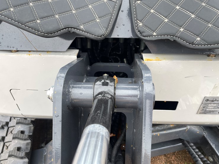 #1791-•-agt-xz20r-mini-excavator-image-38