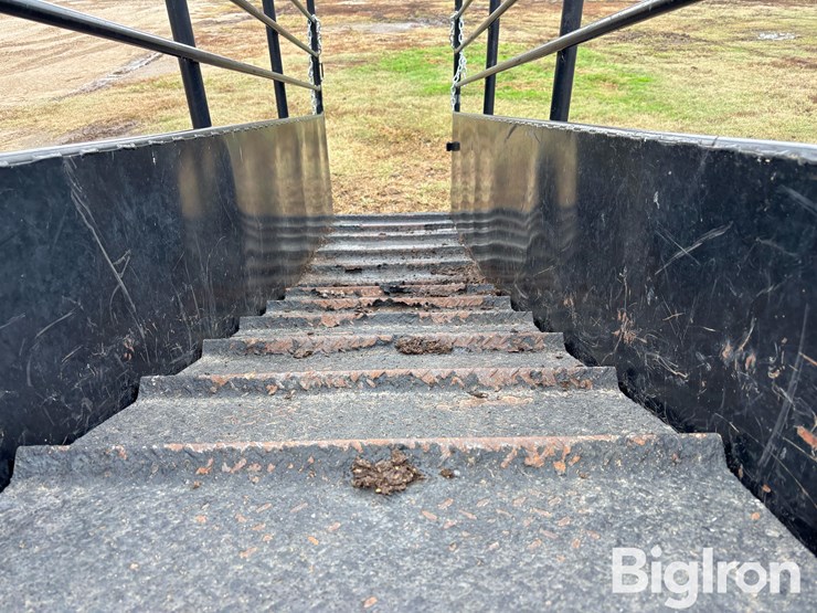 winkel-portable-loadout-chute-image-13