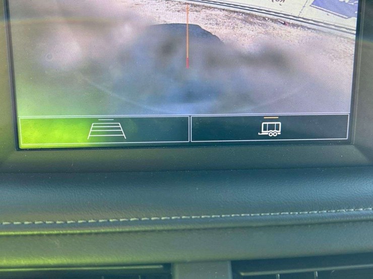 2021-chevrolet-tahoe-image-21