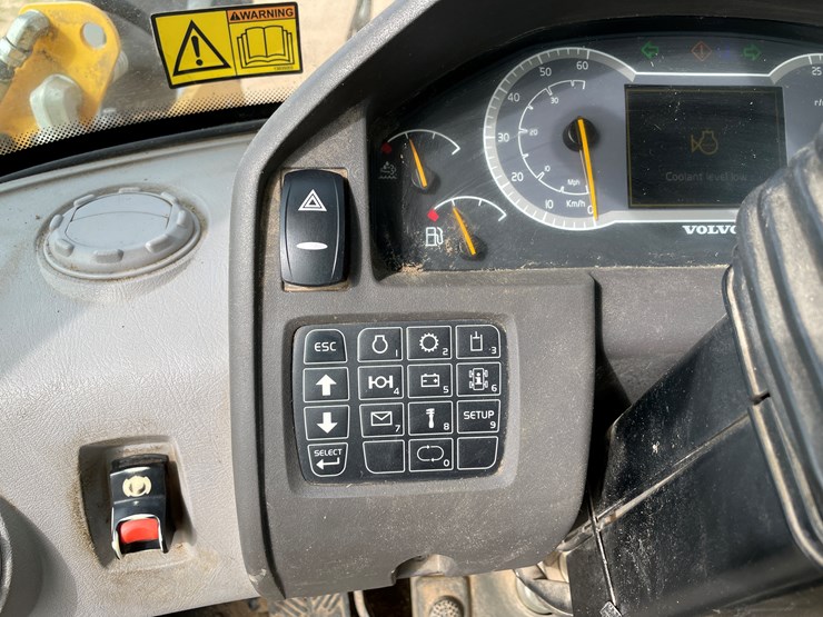 2015-volvo-l70h-image-112