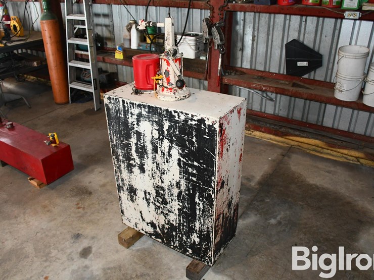 opaco-oil-tank-image-1